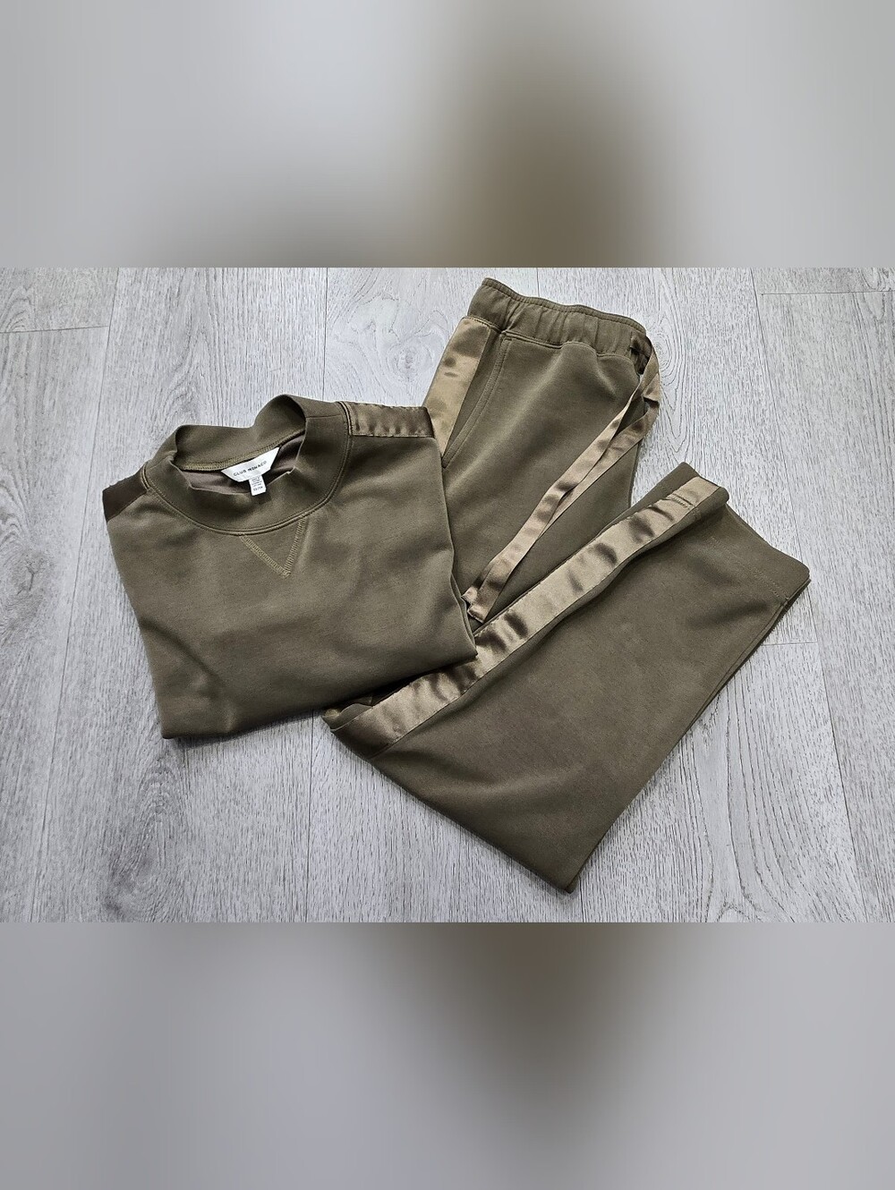 Club Monaco Satin Stripe Matching Set Olive Green Sweatshirt Jogger Pants S